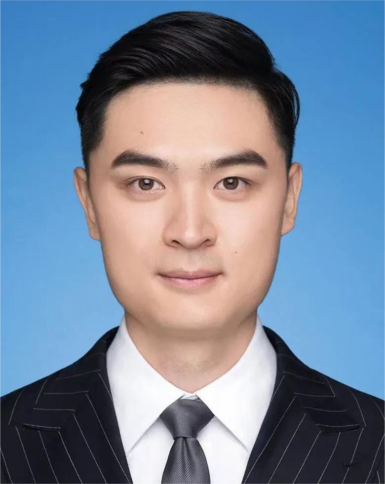 康瑞杰     副主任