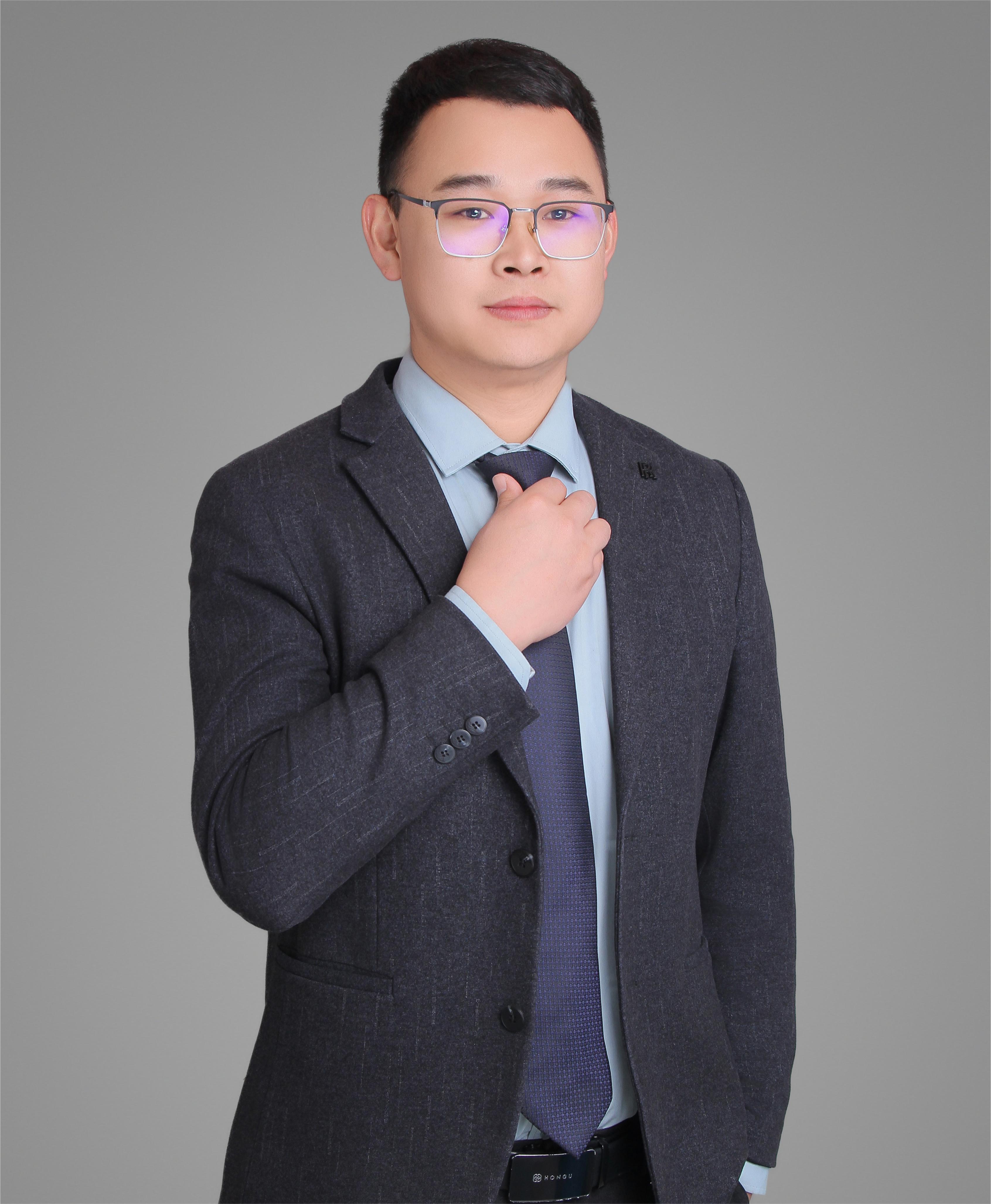 李凌峰